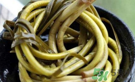 蒜薹怎么腌？腌蒜臺的家常做法大全