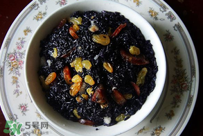 烏飯用什么葉子煮？烏飯用什么葉子圖片？