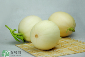 香瓜和菠蘿能一起吃嗎？香瓜和菠蘿可以吃嗎？