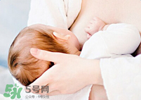 哺乳期減肥還有奶水嗎？哺乳期減肥會影響母乳嗎？