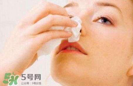 鹽水洗鼻能治好鼻炎嗎？鹽水洗鼻的正確方法