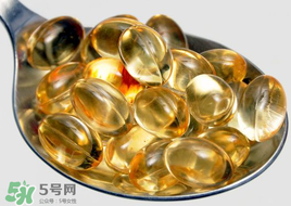 嬰兒吃魚(yú)肝油上火嗎？嬰兒吃魚(yú)肝油會(huì)不會(huì)引起上火？