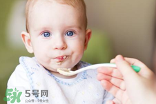 寶寶吃米粉會(huì)便秘嗎？寶寶吃米粉會(huì)導(dǎo)致便秘嗎？