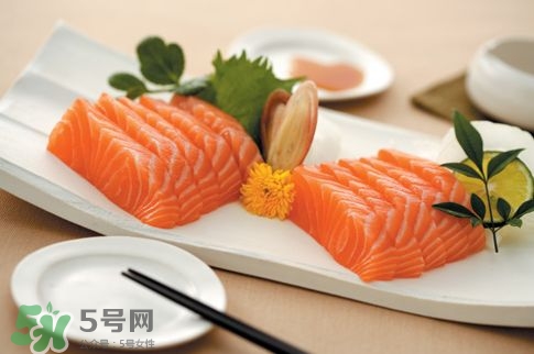 孕婦可以吃三文魚(yú)嗎？孕婦可以吃三文魚(yú)壽司嗎？