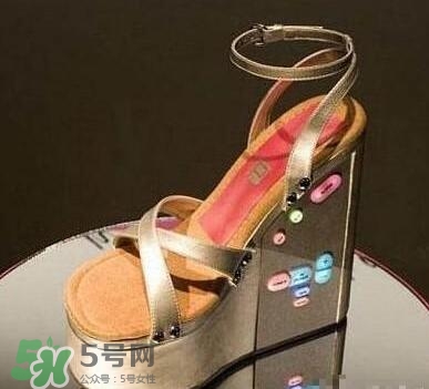 貞操褲怎么上廁所？貞操褲圖片