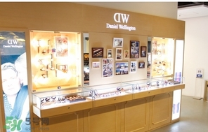 dw手表香港專柜在哪里？dw手表香港多少錢？
