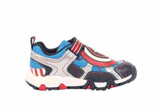 stride rite的中文叫什么？stride rite的中文怎么翻譯？