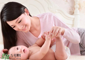 生孩子后為什么遲遲不來例假？生完孩子后多久來大姨媽？