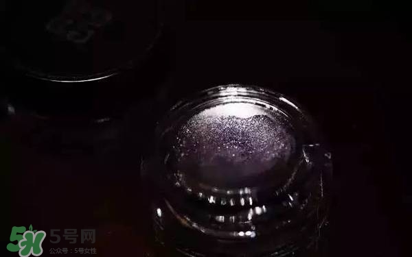 紀(jì)梵希黑紫色眼影膏怎么樣？紀(jì)梵希黑紫色眼影膏多少錢？