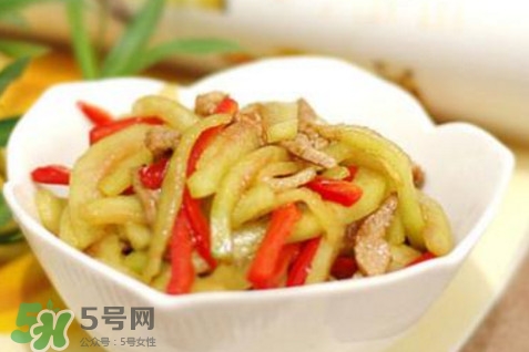 西瓜皮能吃嗎？西瓜皮怎么做好吃