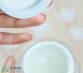 dr.wu達爾夫玻尿酸面霜怎么樣？dr.wu玻尿酸面霜怎么用？