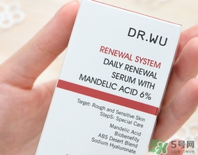 dr.wu杏仁酸18和6哪個(gè)好？dr.wu達(dá)爾夫杏仁酸18和6區(qū)別
