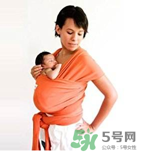 背巾適合多大的寶寶？背巾寶寶多大可以用？