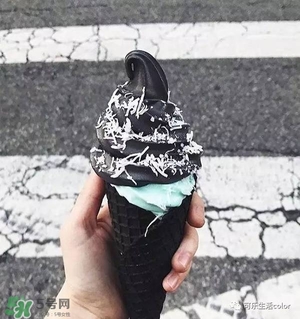 炭黑冰淇淋好吃嗎？炭黑冰淇淋哪里買？