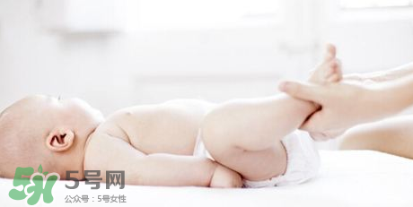 寶寶尿布疹可以擦紅霉素軟膏嗎？紅霉素軟膏對尿布疹有效嗎？