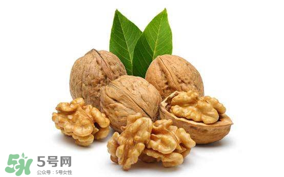核桃仁怎么保存？核桃仁生吃好還是熟吃好？