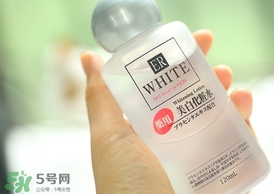 大創(chuàng)美白化妝水怎么用？大創(chuàng)美白化妝水使用方法