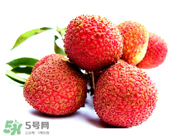 荔枝為什么要泡在水里？荔枝泡鹽水多久？