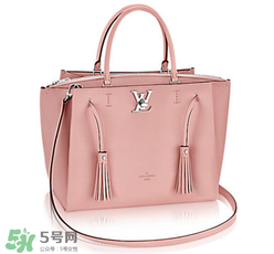 lv lockmeto流蘇手提包正品多少錢(qián)？lv新款流蘇包專(zhuān)柜價(jià)格