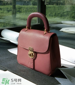 burberry dk88鎖頭包正品多少錢？巴寶莉dk88包專柜價(jià)格