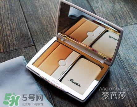 嬌蘭和迪奧粉餅?zāi)膫€(gè)好？嬌蘭和dior迪奧粉餅對比