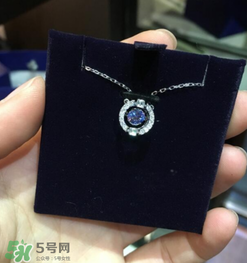 施華洛世奇跳動(dòng)的心項(xiàng)鏈多少錢？施華洛世奇跳動(dòng)的心專柜價(jià)格