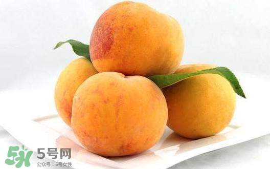 哺乳期可以吃黃桃嗎？哺乳期能吃黃桃罐頭嗎