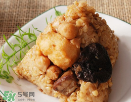 花生粽子怎么做好吃？花生粽子怎么包？