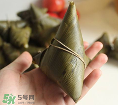 包粽子用什么糯米？包粽子的糯米要泡多久？