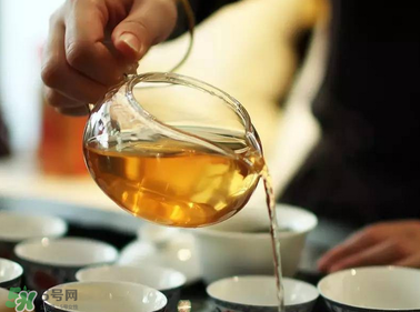 普洱生茶好喝還是熟茶好喝？普洱喝生茶還是熟茶？