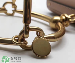 chloe nile怎么看真假？蔻依chloe nile手環(huán)包真假辨別