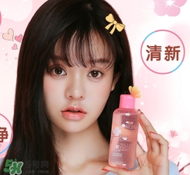 ?ukiss悠珂思和大創(chuàng)粉撲清洗劑哪個(gè)好？悠珂思和大創(chuàng)清洗劑對(duì)比