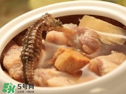 鱷魚(yú)肉燉湯要去皮嗎？鱷魚(yú)肉煲湯新鮮的好還是干的好
