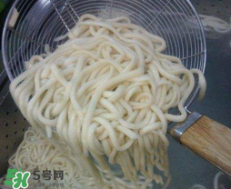 蛔蟲(chóng)面為什么叫蛔蟲(chóng)面？蛔蟲(chóng)面名稱(chēng)由來(lái)