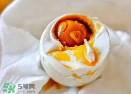 咸鴨蛋煮多久能熟？咸鴨蛋是煮還是蒸?