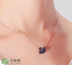 施華洛世奇黑天鵝項(xiàng)鏈多少錢？施華洛世奇黑天鵝項(xiàng)鏈專柜價格