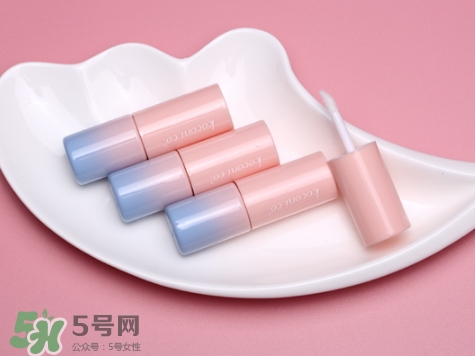 染唇液怎么用？染唇液使用方法