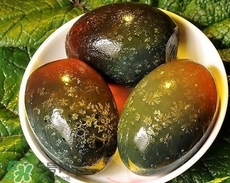 松花蛋是堿性食物嗎？松花蛋是堿性還是酸性？