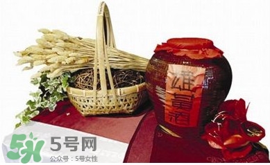 雄黃酒為什么可以驅(qū)蛇？雄黃酒哪里有賣