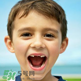 兒童換牙可以吃鈣片嗎?兒童換牙吃什么好？