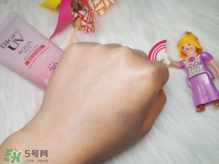 碧柔櫻花防曬霜多少錢(qián)？碧柔櫻花防曬霜專(zhuān)柜價(jià)格