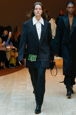 celine2017秋冬系列衣服怎么樣_好看嗎？