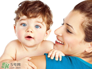 嬰兒理發(fā)注意事項(xiàng)有哪些？嬰兒多久理一次發(fā)？
