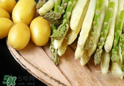 蘆筍焯水幾分鐘可以吃？蘆筍要焯水幾分鐘