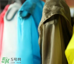 防曬衣什么顏色最防曬？防曬衣哪個顏色防曬效果好？