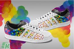 2017adidas pride系列有哪幾款？阿迪達斯彩虹配色運動鞋好看嗎？