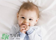 嬰兒吃藥可以混在奶粉里面吃嗎？嬰兒吃藥怎么吃？