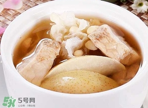 川貝燉雪梨的做法川貝放多少？川貝冰糖燉雪梨的禁忌