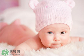 夏季寶寶體溫多少正常？夏季寶寶體溫會偏高嗎？
