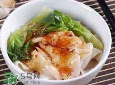 油潑面怎么和面？油潑面的面怎么和